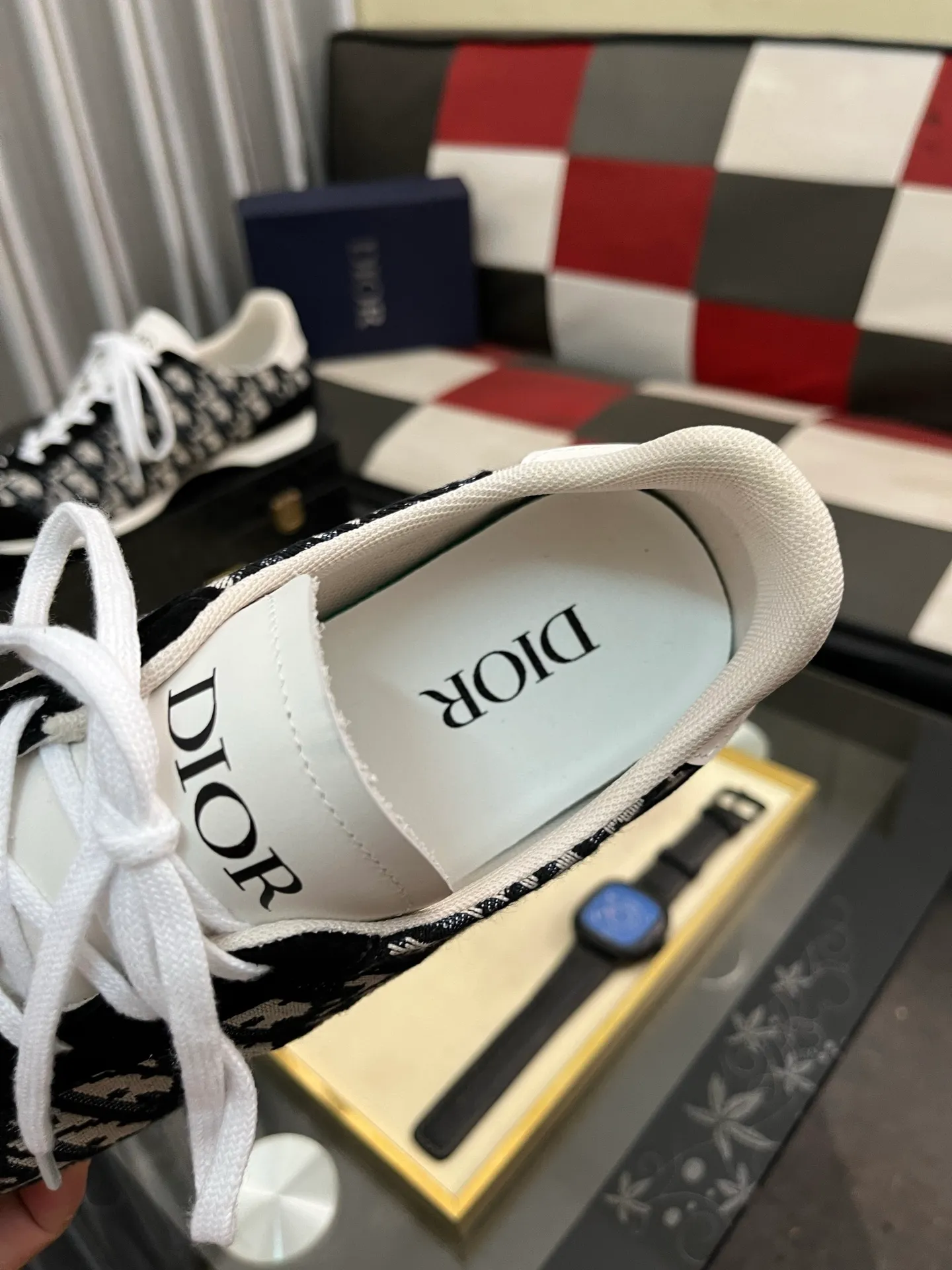 Men's shoes 💰420⌚️⌚️[Dior] Dior couple's style, new casual style launched in Hong Kong counters. Official website 1:1 production. Original Italian materials. Designed by European and American masters. Perfect shape to create counter quality. Solid color rubber wear-resistant outsole and classic dazzling head! Super versatile and very comfortable. High-end without losing taste, fashionable and novel! ! Absolute focus! Code number: 36-448️⃣Colors available